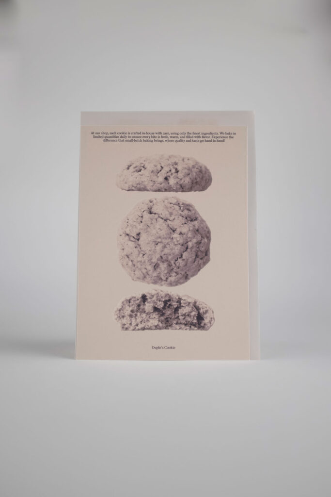 Duplo Cookie Postcard